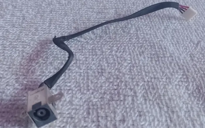 conector de carga notebook positivo 4A0451L4J
