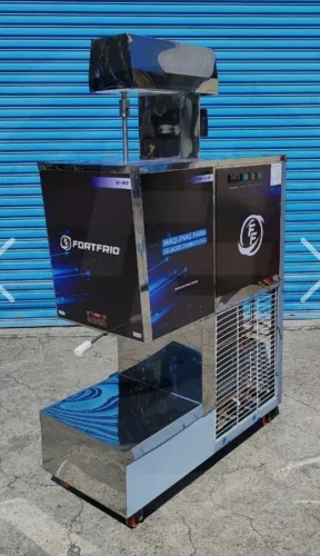 Produtora de açaí e sorvete em massa V30 90 L/h