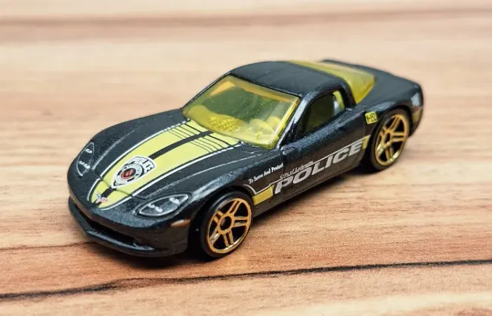 Hot Wheels C6 Corvette - HM Main Street Series 2011 (Loose)