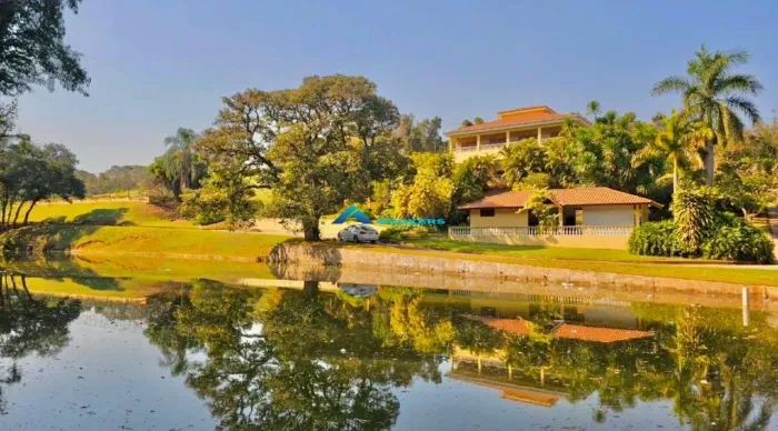 Sítio a venda com total de 34.293,00 M², Excelente estrutura, Casa com 4 Suítes, Jundiaí