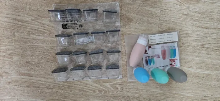  16 unidades de Protetores de Piso para Pernas de Cadeira e um kit porta shampoo