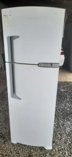 Vendo geladeira Brastemp frost free usada funcionando perfeitamente entrego