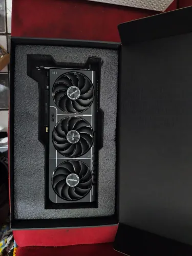 RX 9060XT 16GB