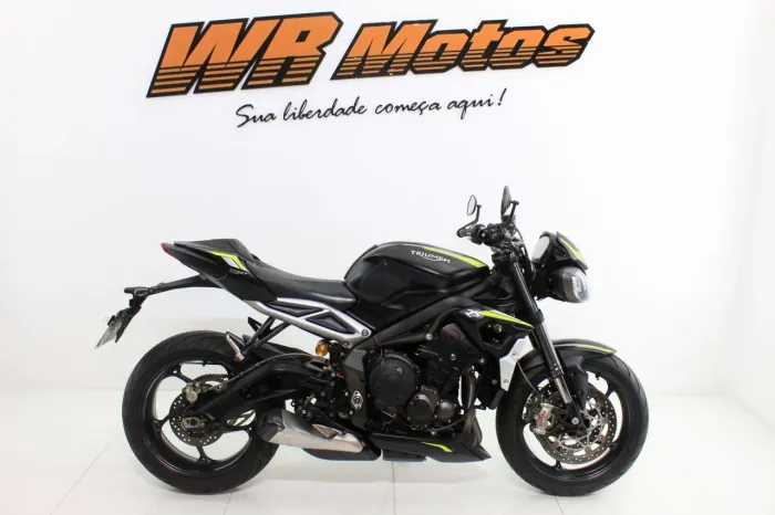 TRIUMPH STREET TRIPLE 765 RS 