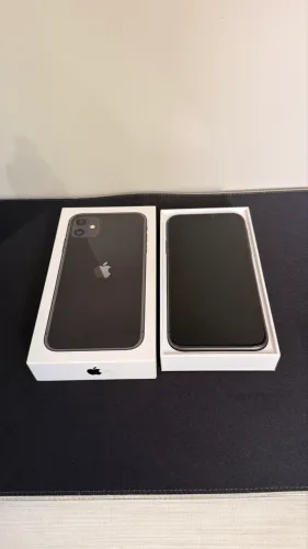 iPhone 11 - 128 GB - Preto