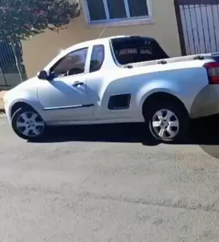 Chevrolet Montana LS 1.4 Econoflex 8V 2P 2013