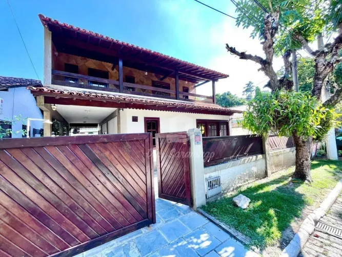 Casa com 3 dormitórios à venda, 170 m² por R$ 460.000 - Maria Paula - RJ