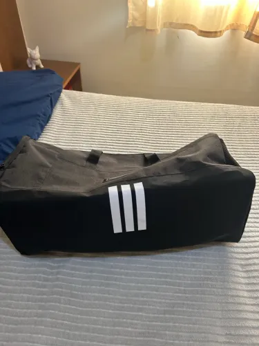 Mala adidas 