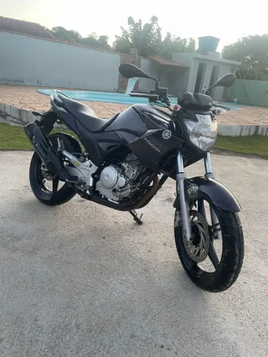 Yamaha Fazer YS 250cc Roxa 2012