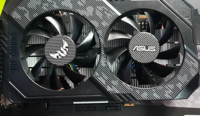 GTX 1650 4GB ASUS TUF Gaming - Perfeito Estado