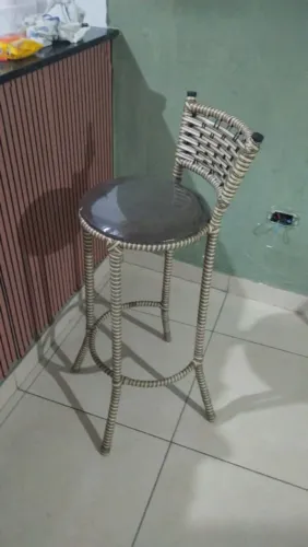 A venda cadeira nova ?
