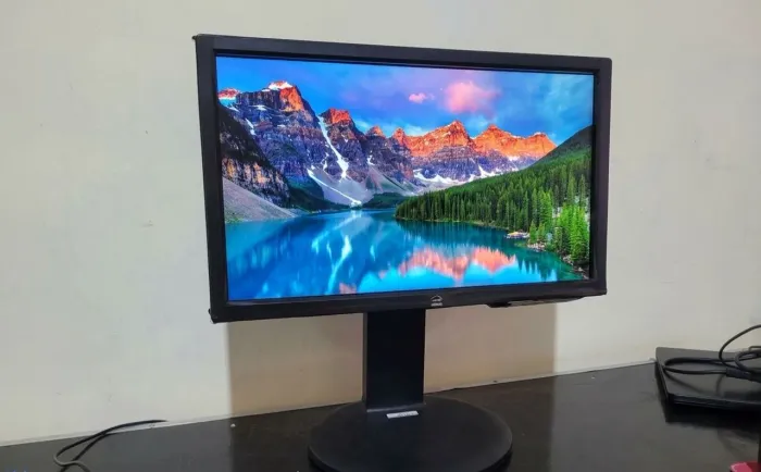 Monitor ItauTec Widescreen de Escritório
