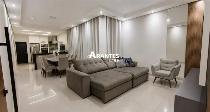 Casa com 147,98m² 3 quartos à venda no bairro Loteamento Portal do Vale II