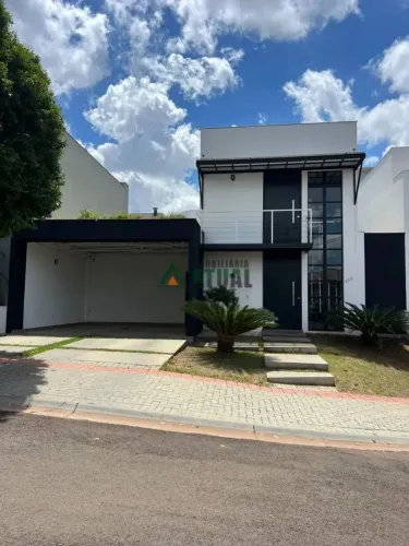 Casa em condomínio em Cambé