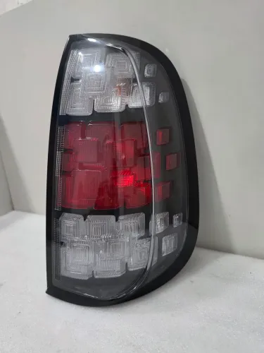 LANTERNA FIAT UNO VIVACE 2013 A 2022 ORIGINAL L/D