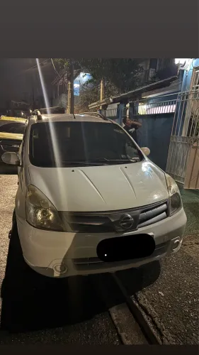 Nissan Livina S 1.8 16V Flex Fuel Aut. 2014