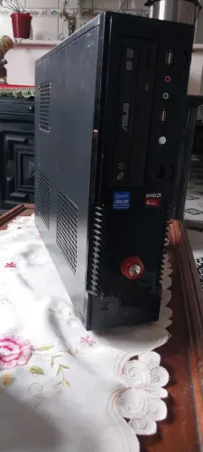 Vendo 4 gabinete pc