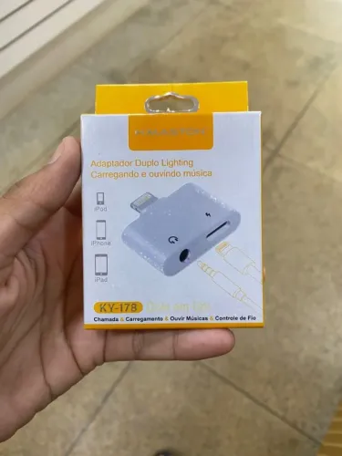 Adaptador Lightning 2 em 1 - Carregue e Ouça Música no iPhone