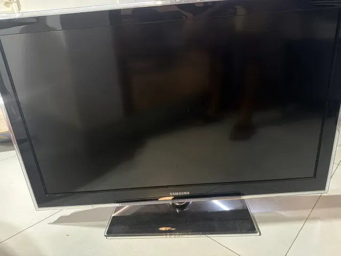 TV Samsung LN40D550
