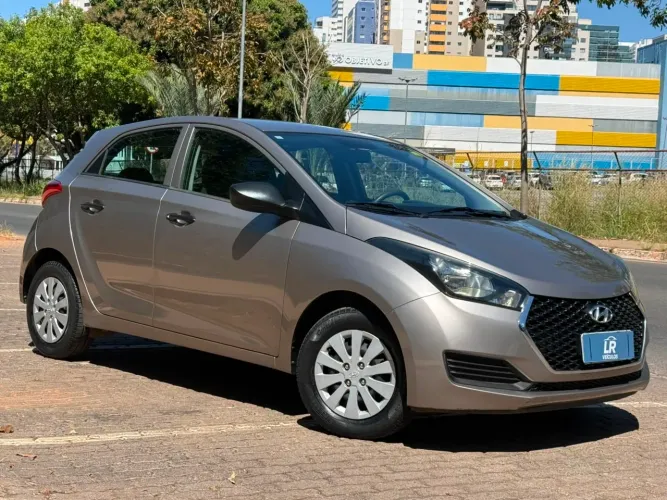 Hyundai HB20 Unique 1.0 Flex 12V Mec. 2019