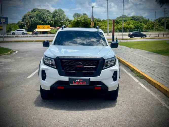 Nissan Frontier Pro4x CD 4X4 2.3 Bi-TB Die. AUT 2023