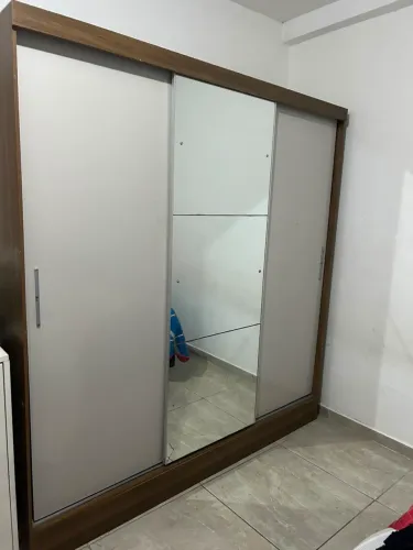 Guarda roupa casal 3 portas correr com espelhos
