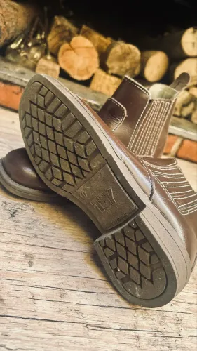 Bota couro estilo sertanejo country número 31