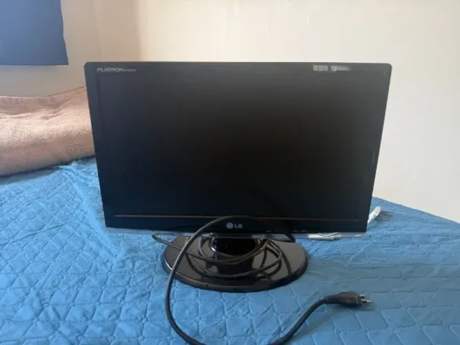 Monitor HD LG 18,5 Polegadas