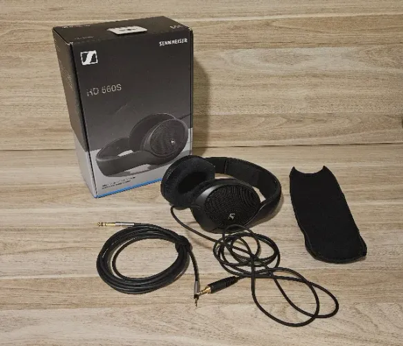 Sennheiser HD 560S