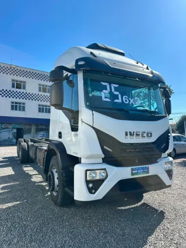 Iveco Tector 24-280 TA 6x2 - 2025