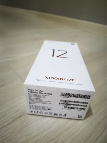 Xiaomi 12T (versão global com 256 GB e 8 GB de RAM)