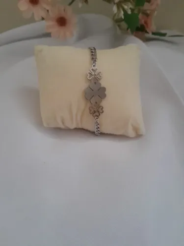 Pulseira de Aço Inox Trevo Vazado
