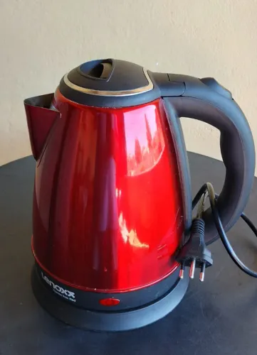 Chaleira elétrica thermo inox red - Usada - Ver Descrição Completa