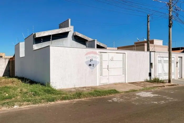 Casa à venda em Mogi Guaçu  Jardim Santa Cruz  3 quartos  75m²