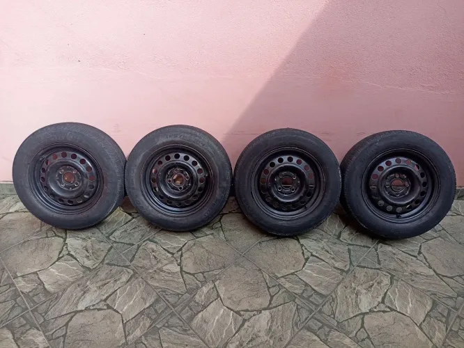 Jogo Rodas Originais Volkswagen Perfeito Estado. 