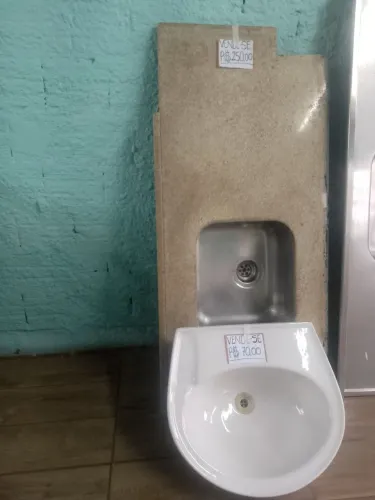VENDE SE UMA PIA R$ 250,00