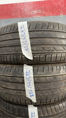 Pneus 225/45/17 marca Bridgestone 