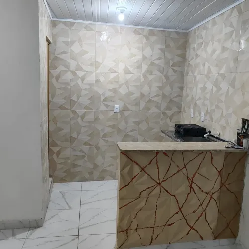 Aluga-se quarto e sala lavanderia 