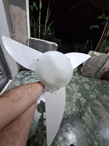 Ventilador de teto usado bom