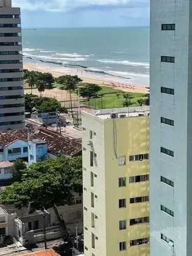 Apartamento para venda possui 85 metros quadrados com 3 quartos em Pina - Recife - PE