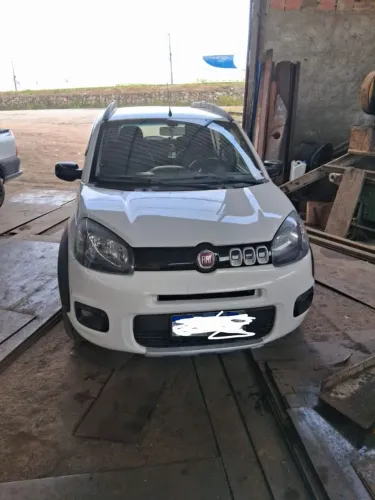 Fiat Uno WAY Celeb. 1.0 EVO Fire Flex 8V 5P 2015
