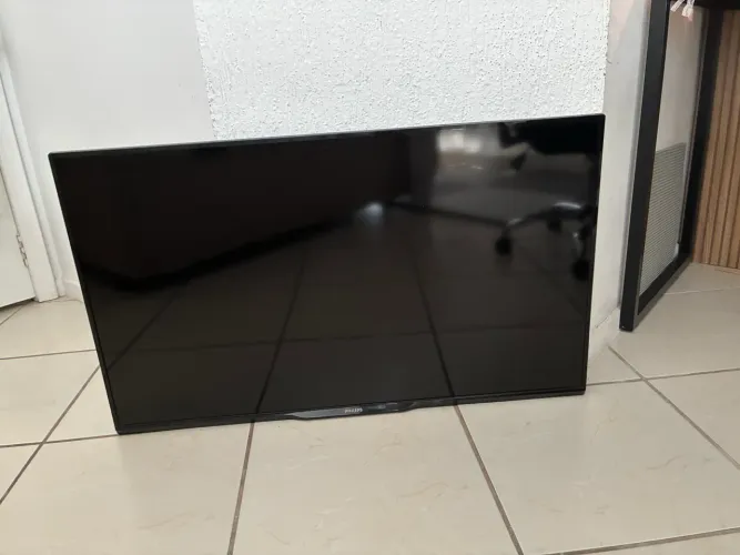 TV Philips 40? + Conversor Smart Intelbras ? tudo funcionando