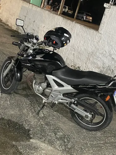 Vendo CBX TWISTER 250 2008
