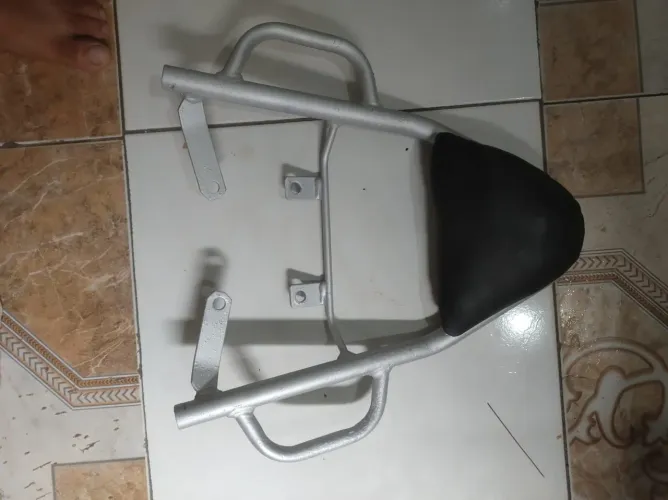 Vende se suporte de moto 110,00 reais 