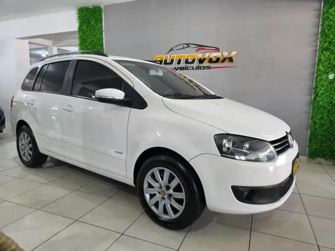 Volkswagen Spacefox 1.6/ 1.6 Trend Total Flex 8V 5P 2013