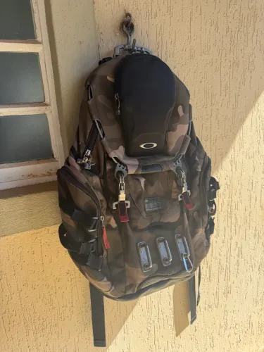 Mochila oakley kitchen sink