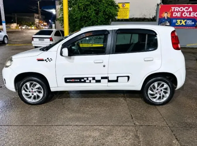 Fiat Uno Vivace/rua 1.0 EVO Fire Flex 8V 5P 2012