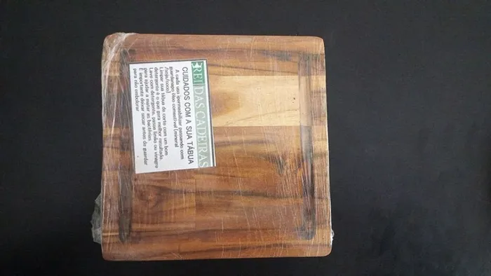Tábua de madeira para frios