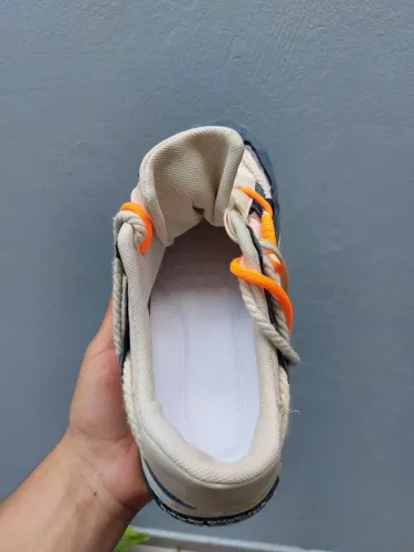 Tênis retro masculino semi novo