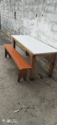 Mesa para Reifeitorio de madeira 